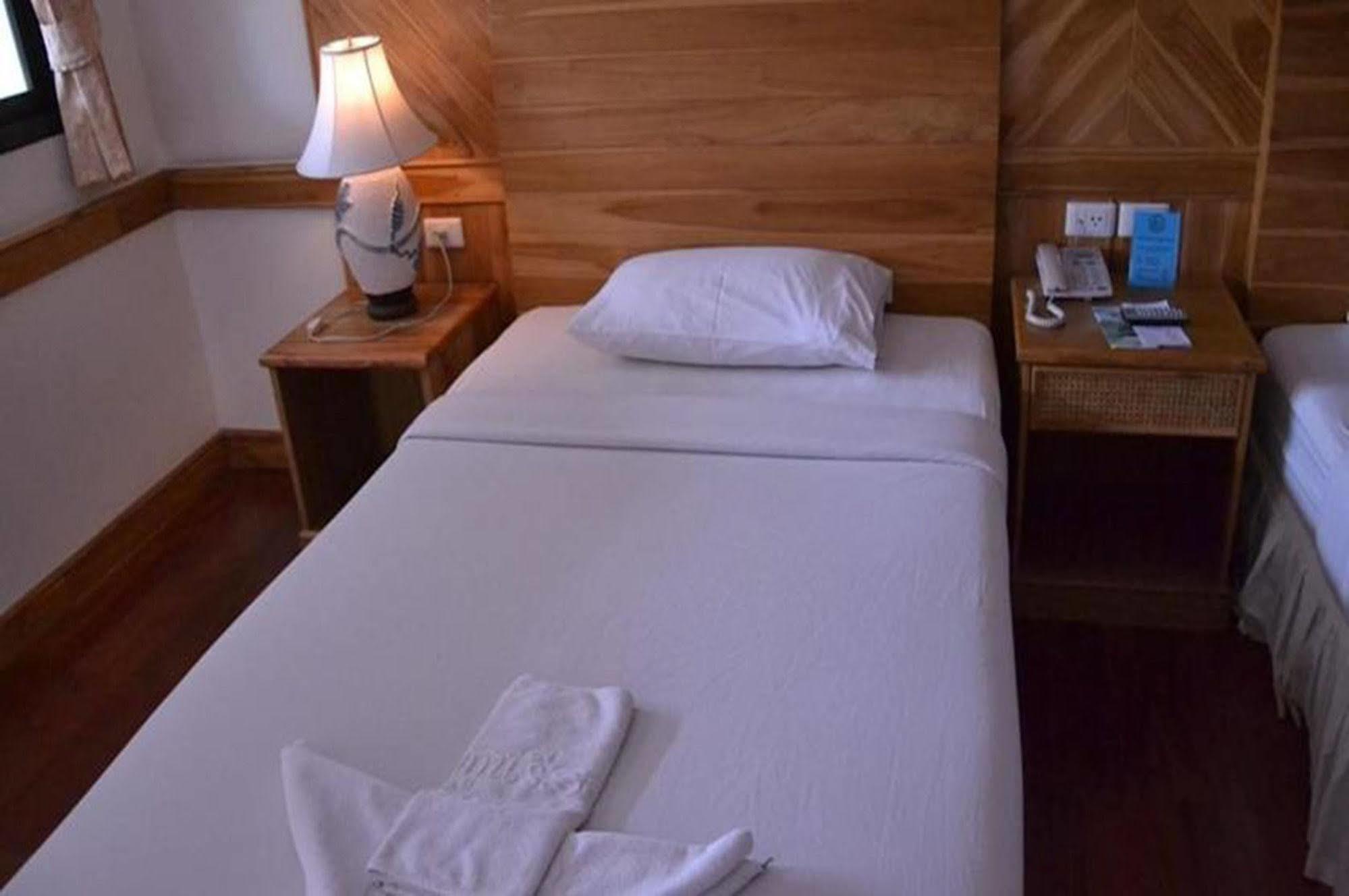 White Sand Princess Koh Chang Bagian luar foto